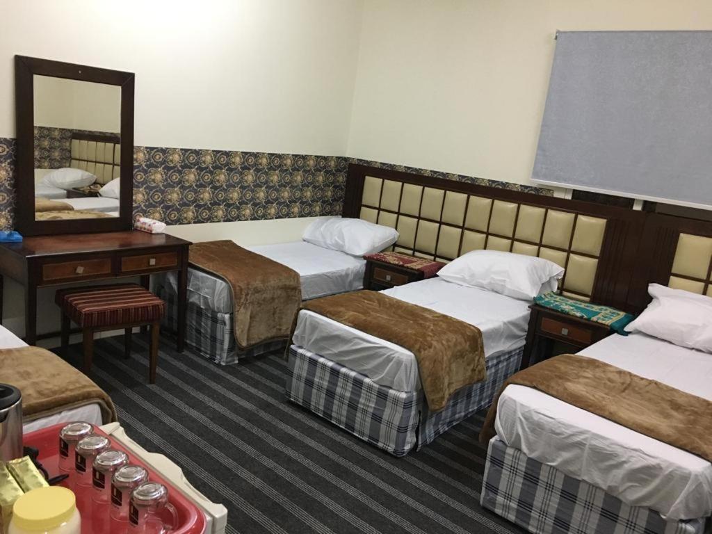 Alraqi Plaza Hotel Мекка Экстерьер фото